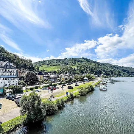 Apartment In Mit Kleinem Garten By Interhome
